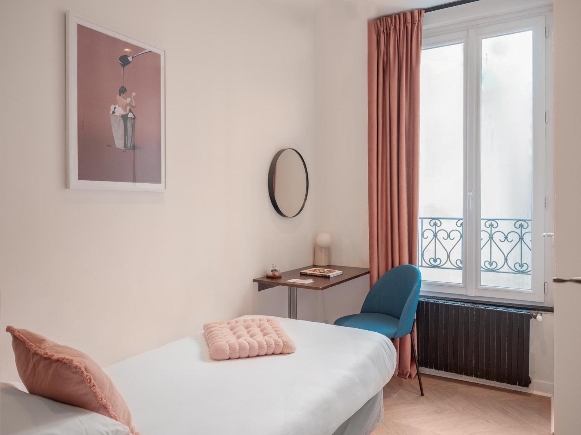 Hotel Biskui Levallois-Perret Buitenkant foto